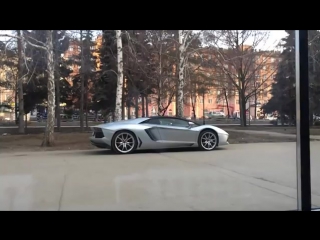 how people react to the lamborghini aventador in chelyabinsk